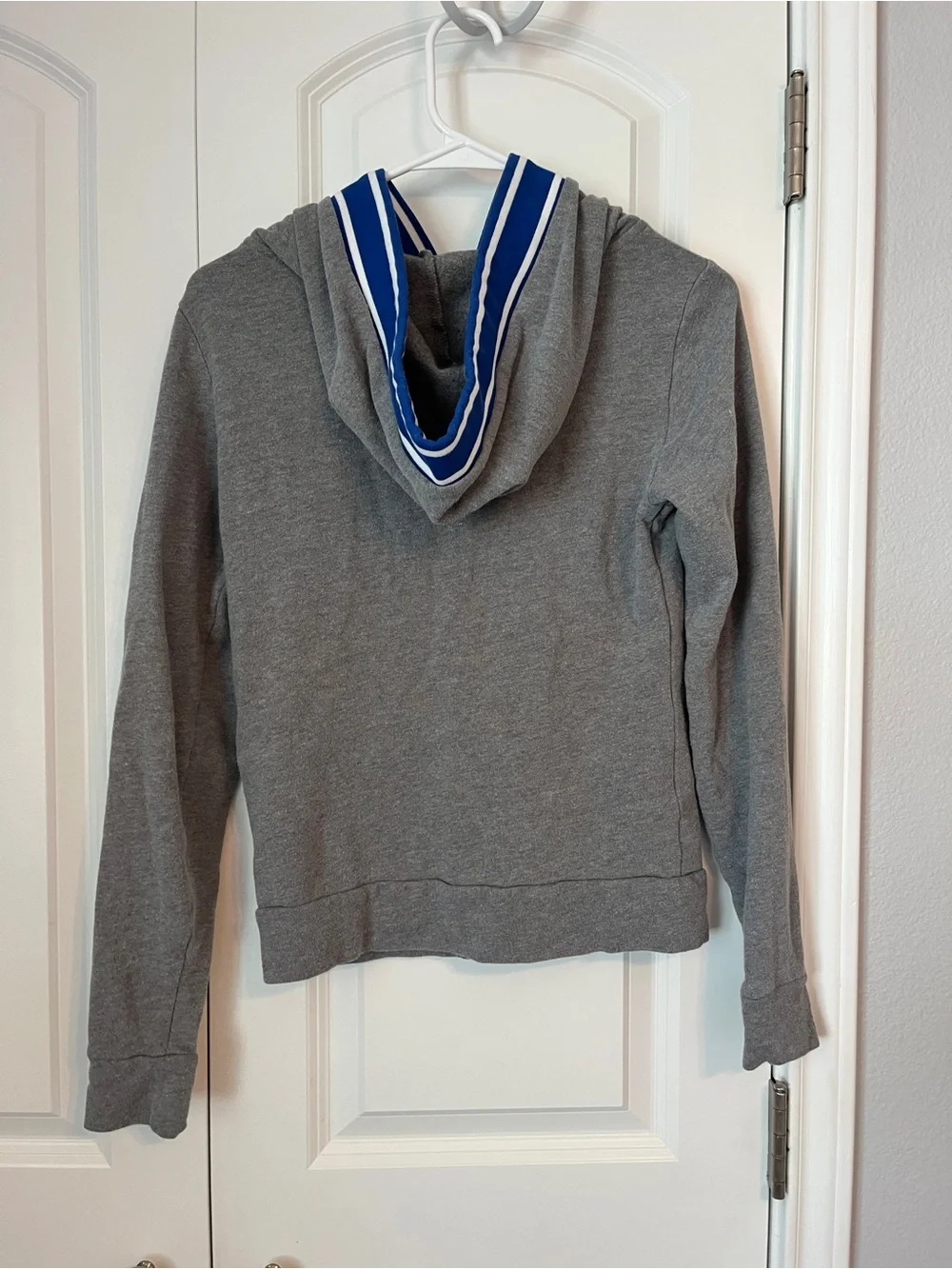 PINK Victoria's Secret Gray Zip Hoodie with Blue Trim University of Kentucky